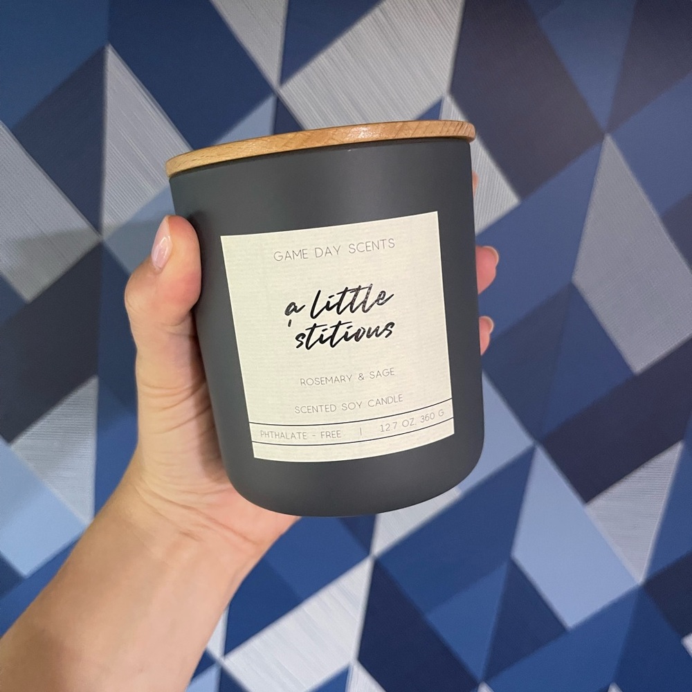 a lil’ stitious - Sport Theme Candle - The Office - Game Day Scents